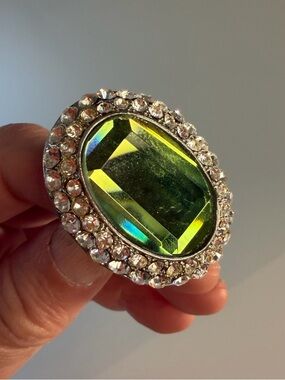 Fashion Jewelry Green Crystal Statement Ring - Emerald Glass Oval Cocktail Ring